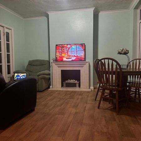 Jxb Homes - Lovely And Spacious Rooms Cliftonville 外观 照片