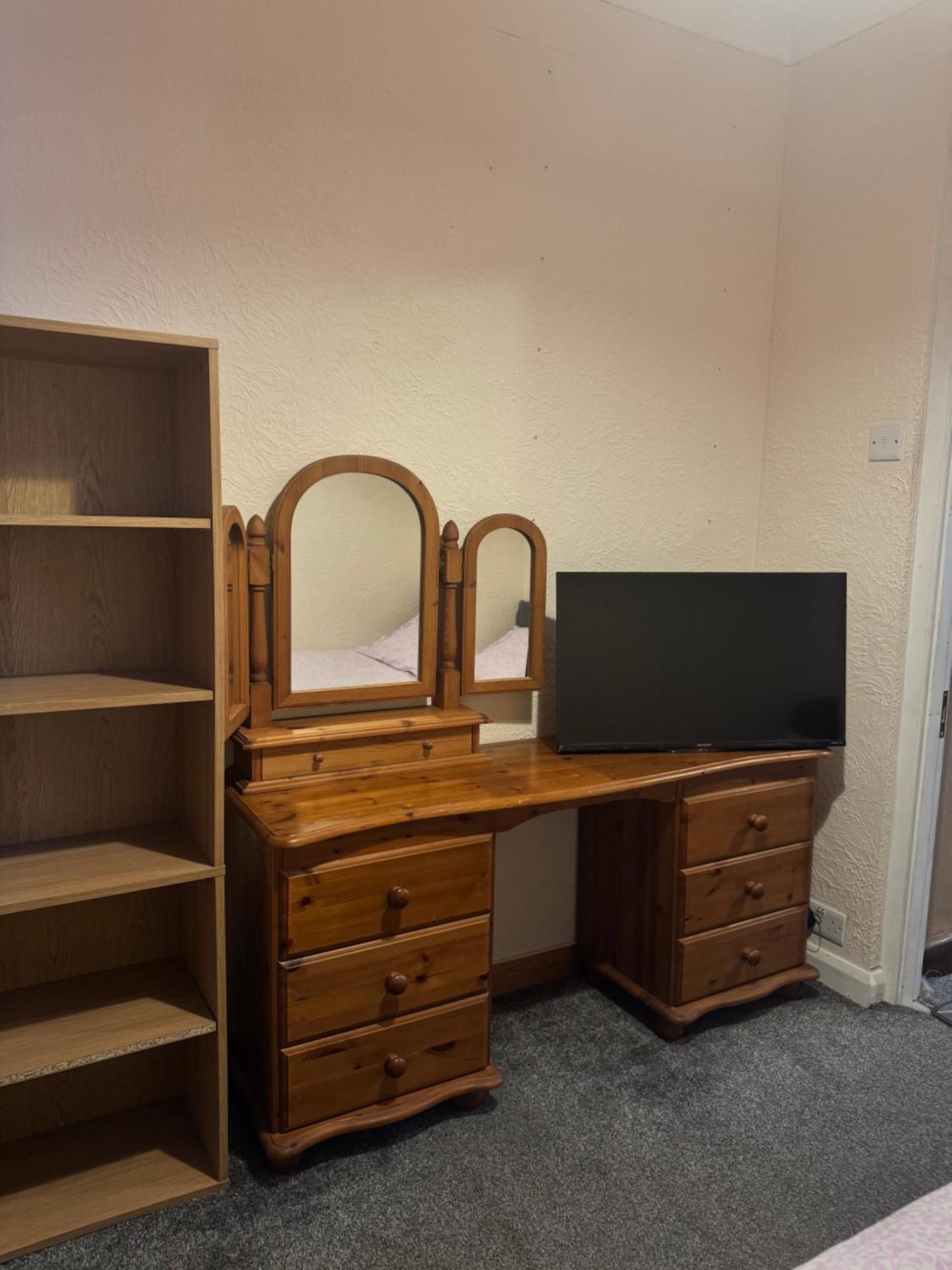 Jxb Homes - Lovely And Spacious Rooms Cliftonville 外观 照片