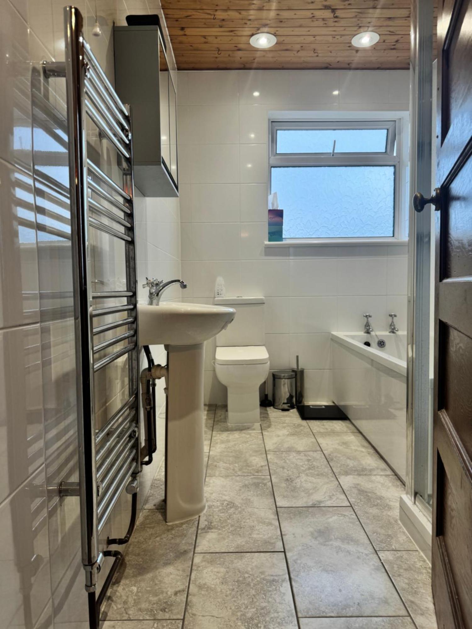 Jxb Homes - Lovely And Spacious Rooms Cliftonville 外观 照片