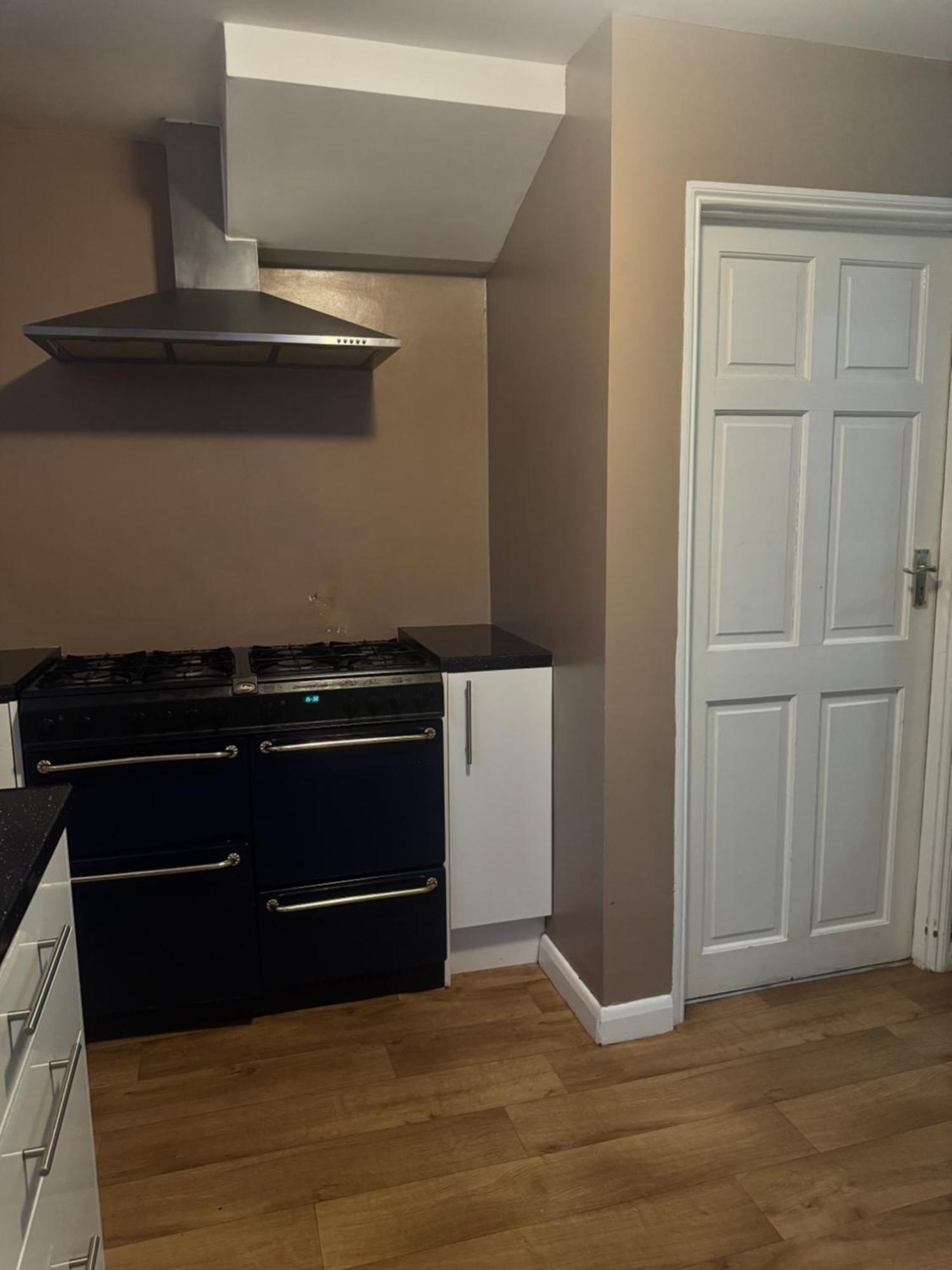 Jxb Homes - Lovely And Spacious Rooms Cliftonville 外观 照片