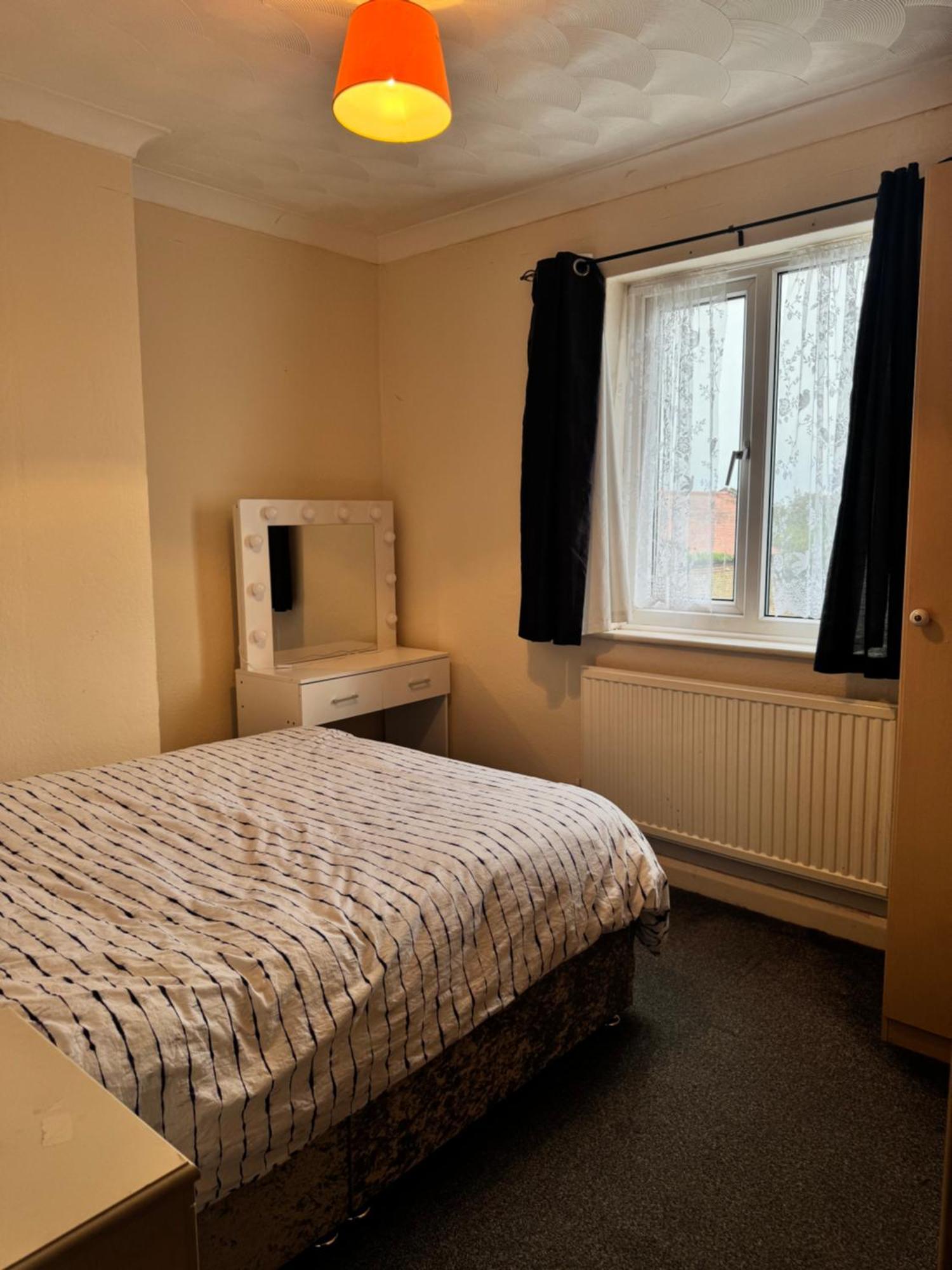 Jxb Homes - Lovely And Spacious Rooms Cliftonville 外观 照片